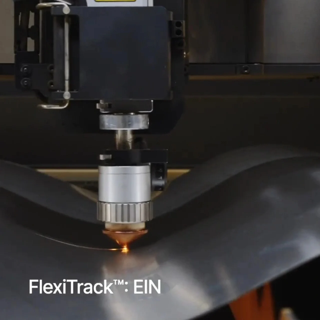 FlexiTrack Technologie von xTool Metalfab